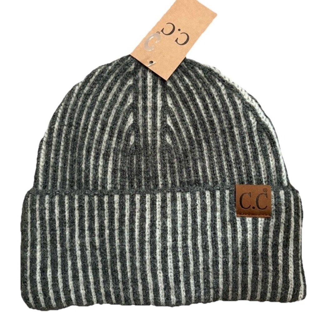 NWT Contrasting Striped Cuff C.C. Beanie Gray New! Winter Hat Classic Soft Cap